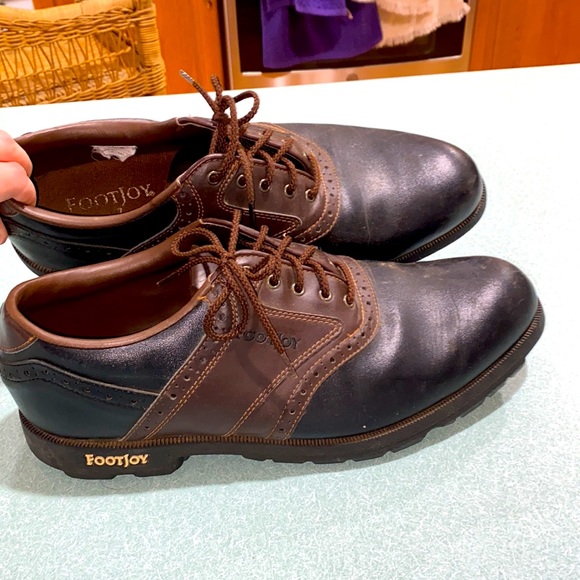 FootJoy 11 1/2 Men's Golfing Oxfords with Soft Spikes - Picture 4 of 9